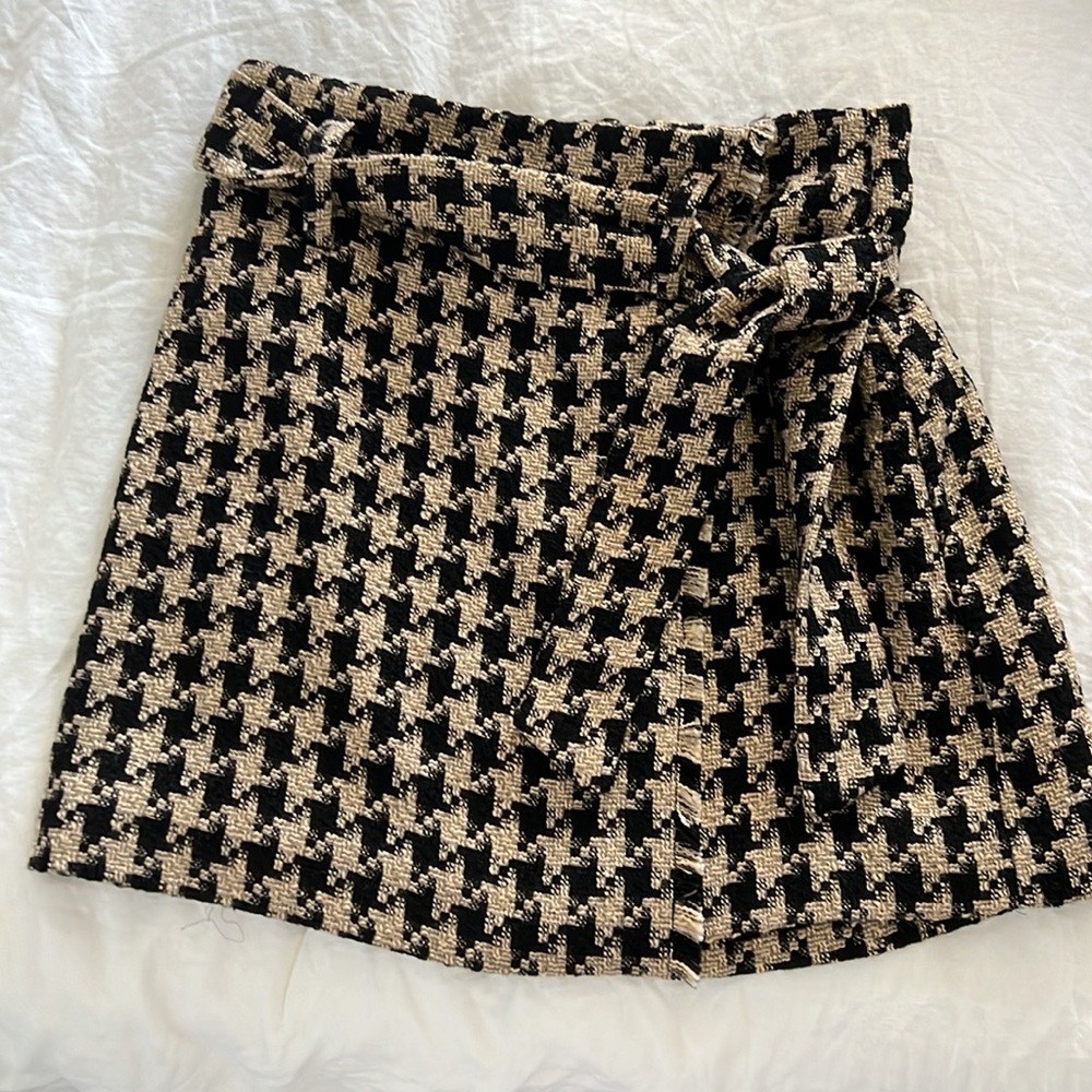 Tweed skirt